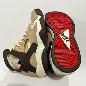 Nike Air Flight Huarache High Top Leather Cream and Brown Men's 7.5 Sneakers